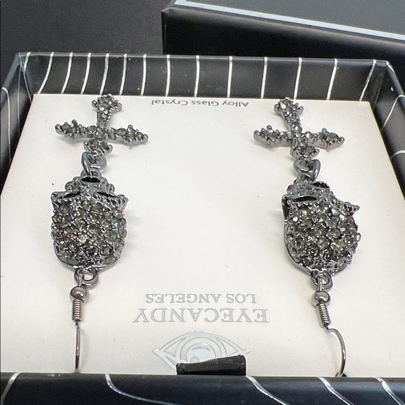 Eye Candy | Skull and Cross Earrings - Picture 6 of 7